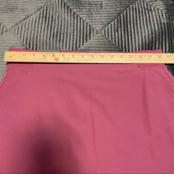 32 Degrees Cool Woman’s Athletic Skirt Skort - Picture 4 of 9